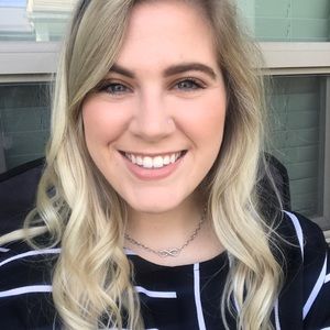 Meet your Posher, Brooke